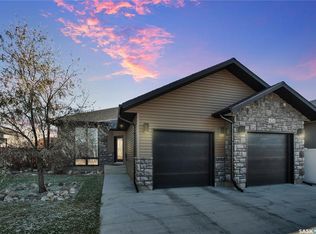 424 Lyle Cres, Warman, SK S0K4S1