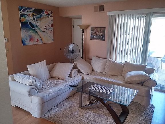 4th image of 10261 New Bedford Ct
