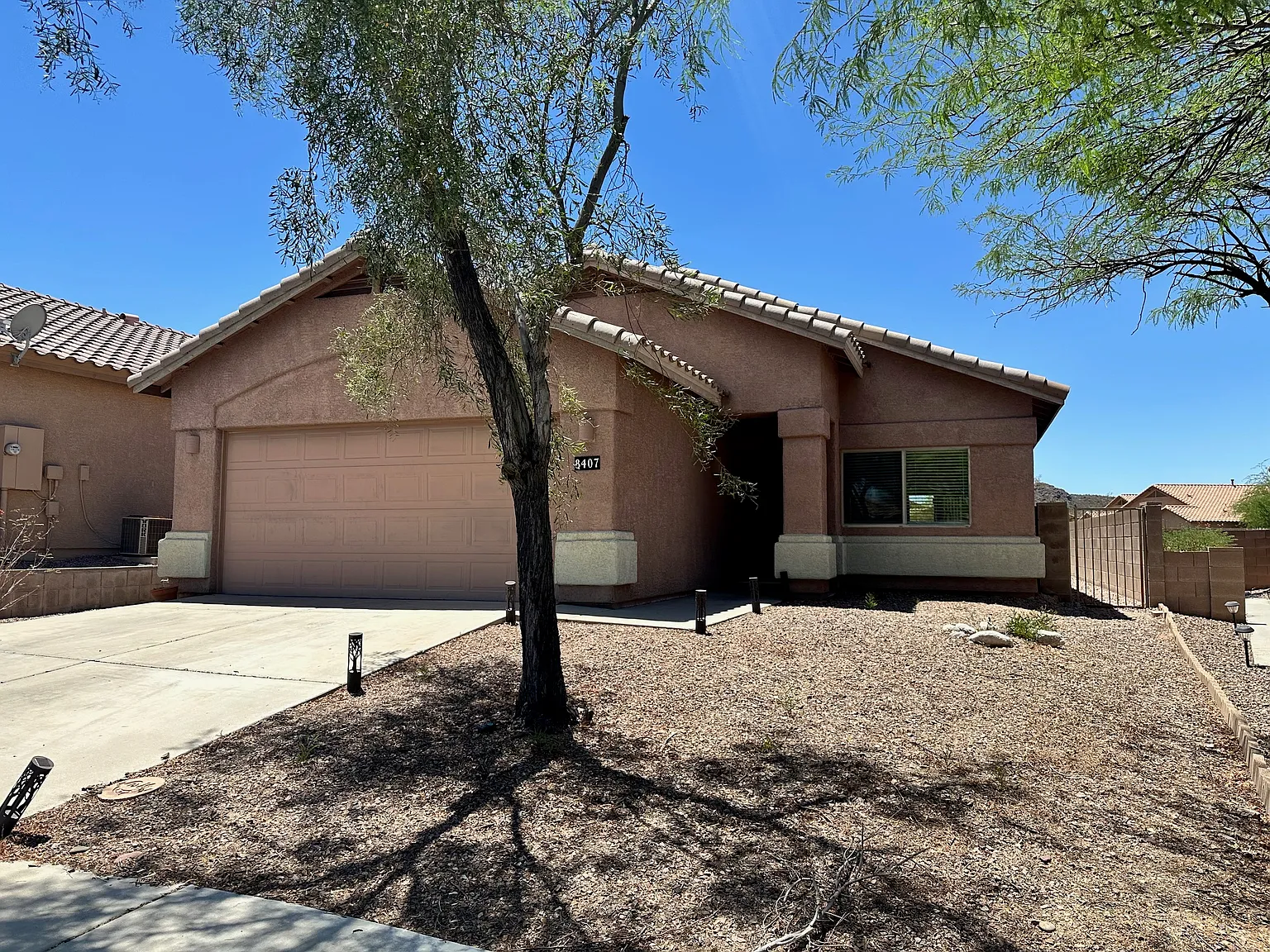 8407 N Coyote View Ct — Photo 1