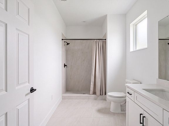 4th image of 2827 NW 6TH Street