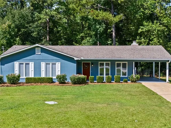 3206 Northgate Dr, Opelika, AL 36801