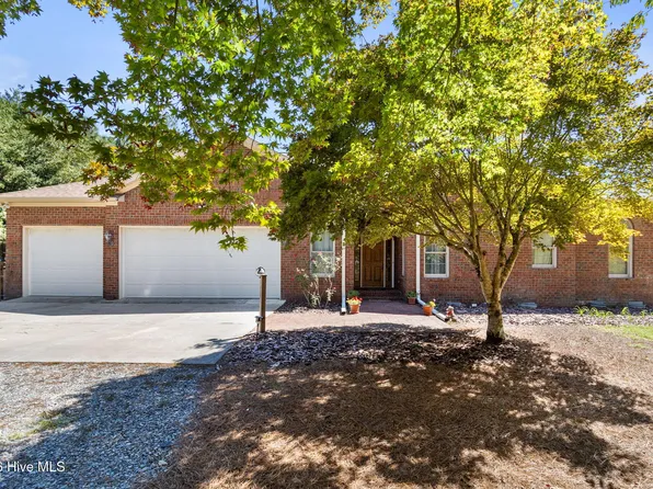 594 Rose Ridge Road, Aberdeen, NC 28315