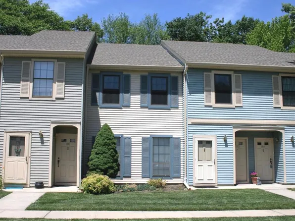 181 Wyndham Pl, Robbinsville, NJ 08691