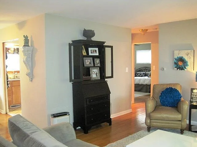 4501 Grand Ave — Photo 5