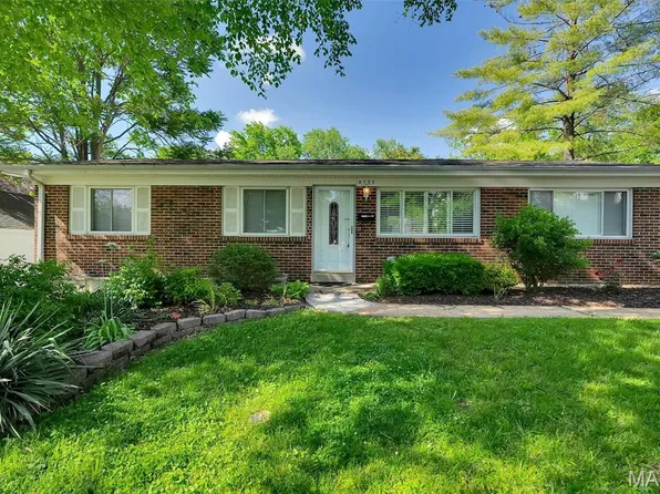 8455 Florence Ave, Saint Louis, MO 63144
