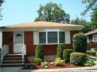 84 Fern Ave, Staten Island, NY 10308