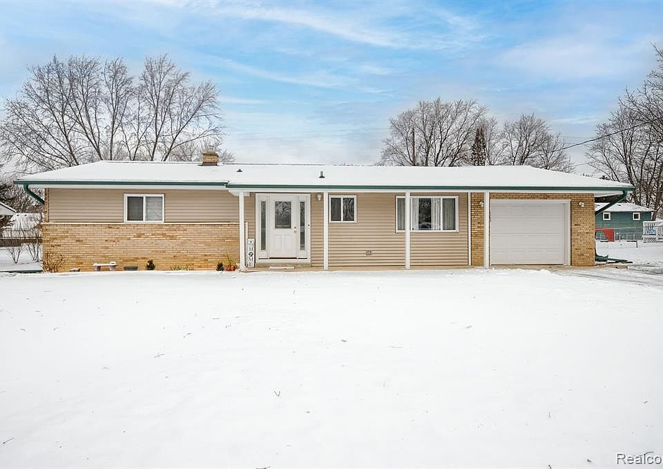 4365 E Atherton Rd Burton MI 48519 Zillow