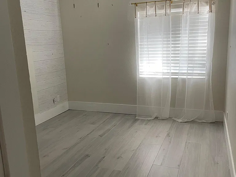 2366 E Mall Dr #317 — Photo 12