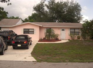 8360 Mesa Dr, Fort Myers, FL 33907