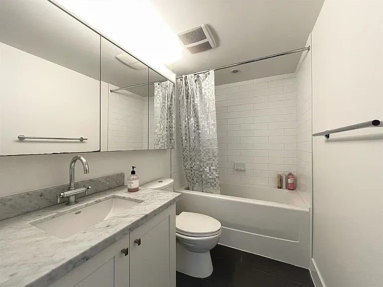 888 Homer St #7F — Photo 10
