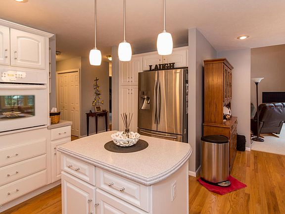 5th image of 66711 Maple Wood Dr