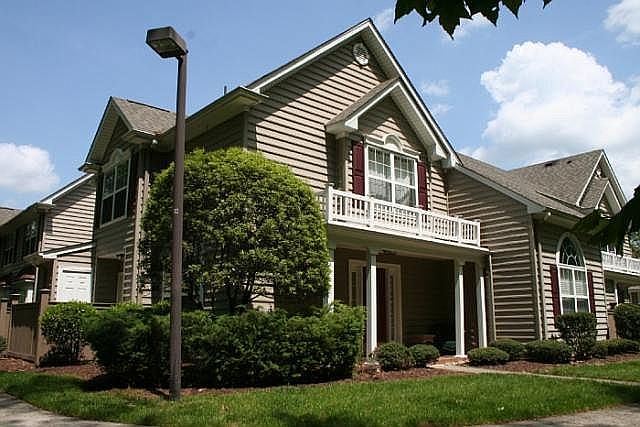 1st image of 608 Settlement Dr