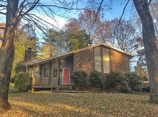 5900 Westmere Dr, Knoxville, TN 37909