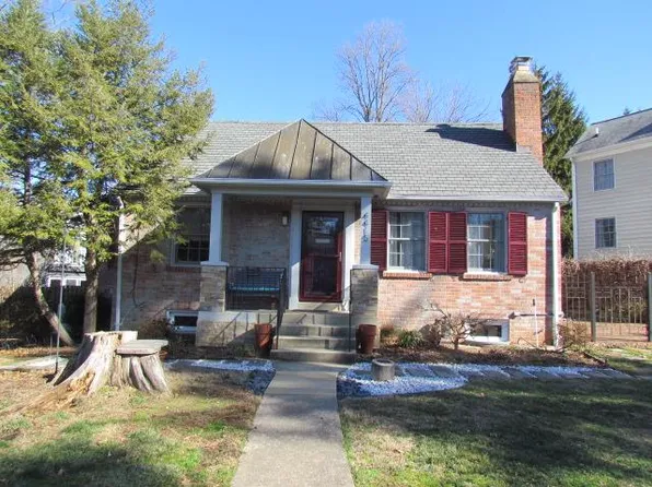 4415 Fairfield Dr, Bethesda, MD 20814