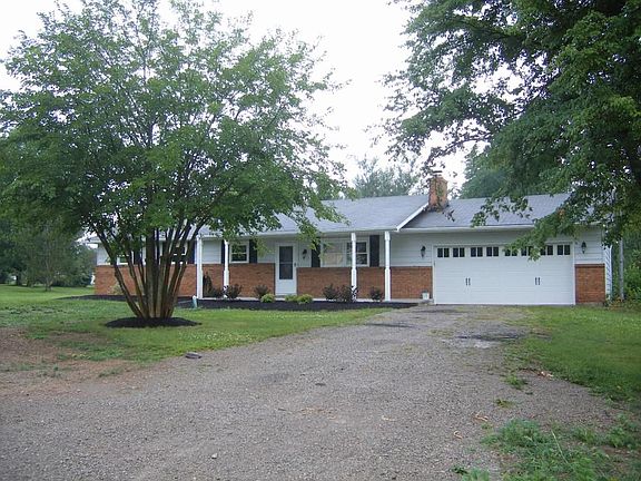 4th image of 19831 Parrott Blvd