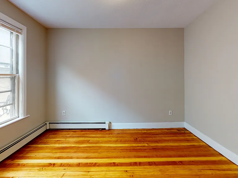 280 McGrath Hwy — Photo 5