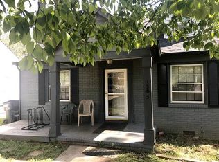 1305 Effingham Rd, Charlotte, NC 28208