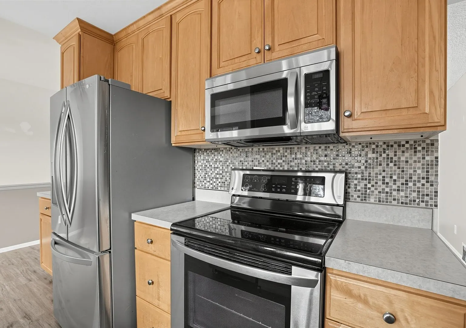 Spacious 4BR House in Colorado Springs — Photo 2