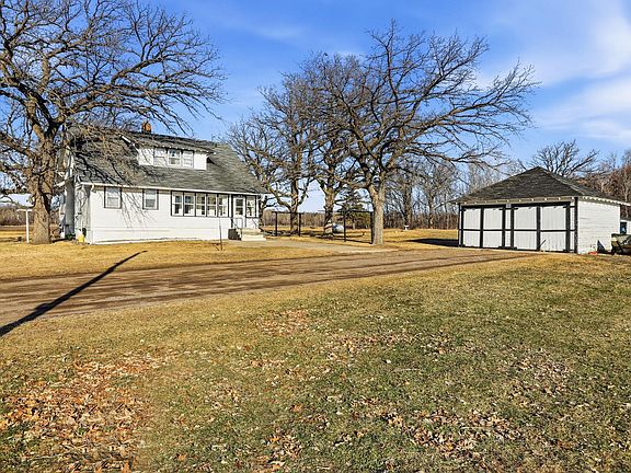 5th image of 6132 Mayhew Lake Rd NE