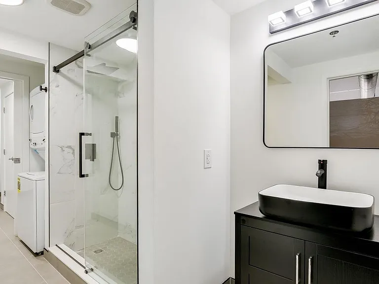 444 N 4th St #208 — Photo 14