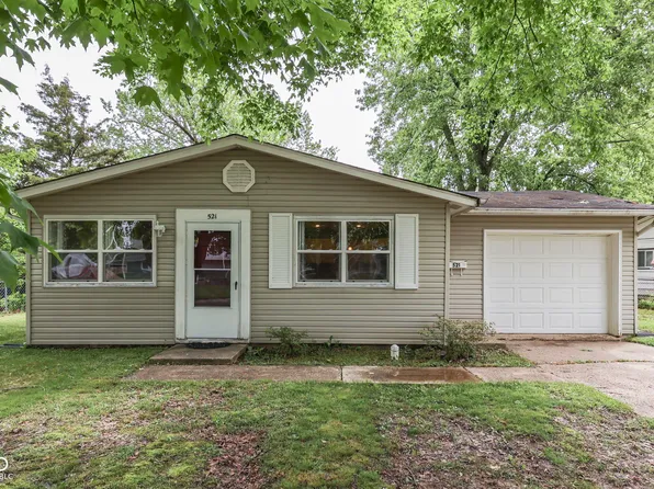 521 Elmhurst Pl, New Whiteland, IN 46184