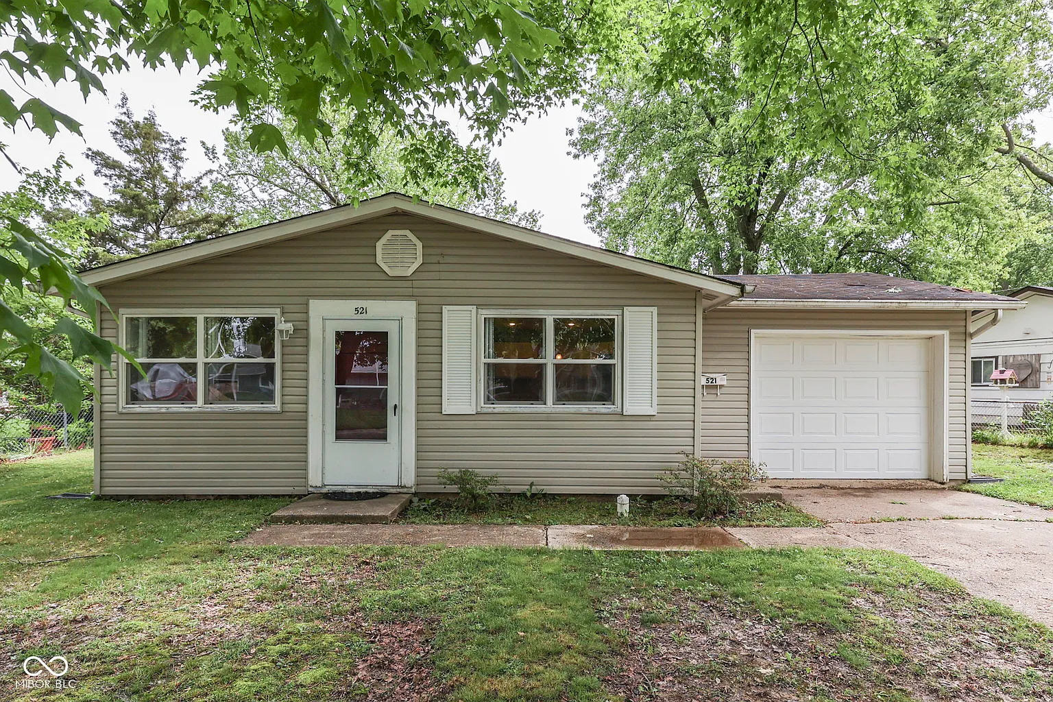 521 Elmhurst Pl photo 1
