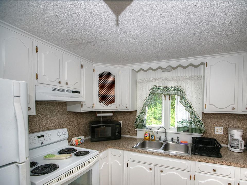 90 Daytona Ave, Narragansett, RI 02882 Zillow