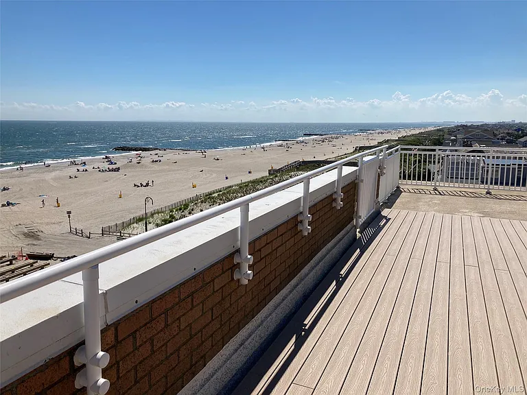 780 W Broadway #3G — Photo 21
