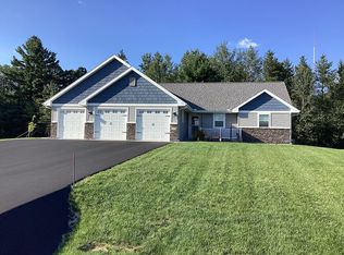2570 Sussex Pl, Mosinee, WI 54455