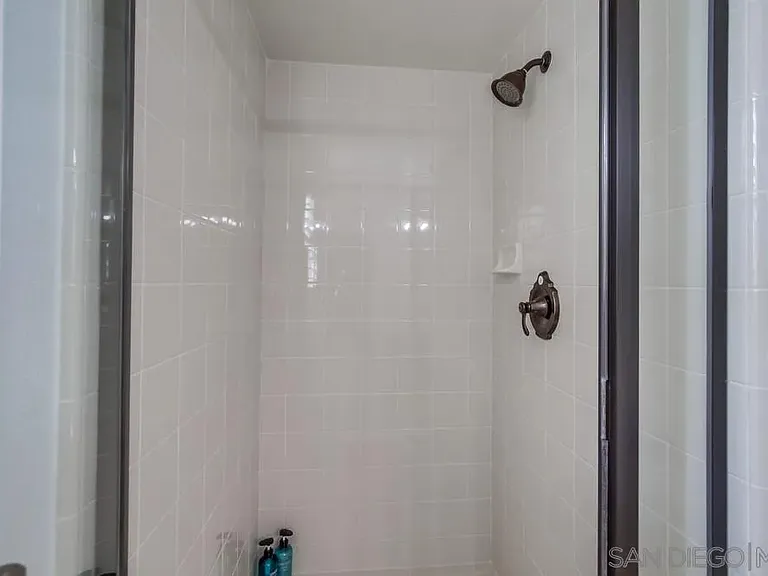 15562 Bristol Ridge Ter — Photo 28
