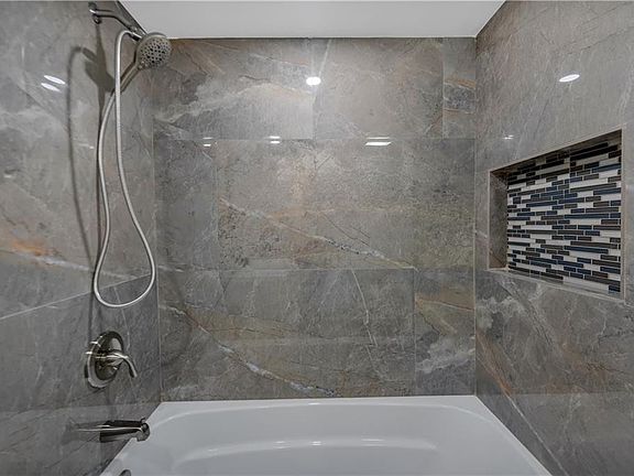 5th image of 7080 Environ Boulevard #522