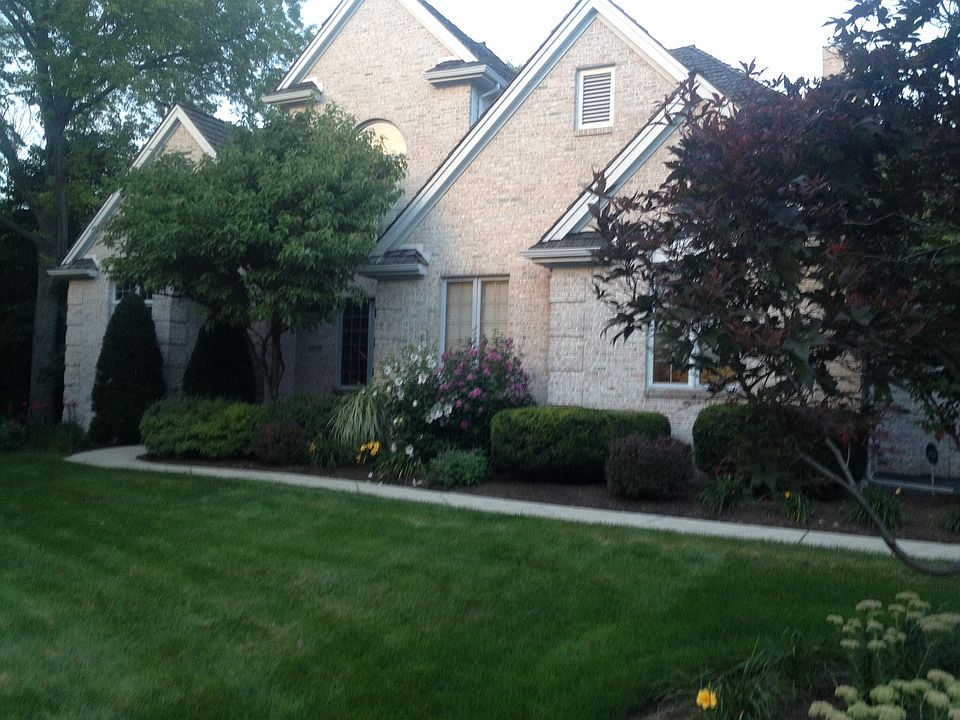 1st image of 30176 Hickory Hill Dr