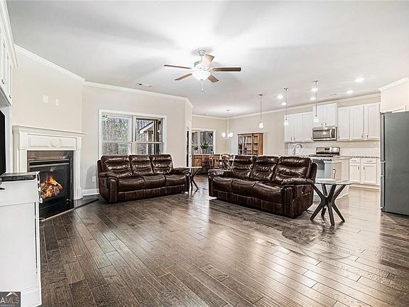 4th image of 1053 Ruddy Duck Dr