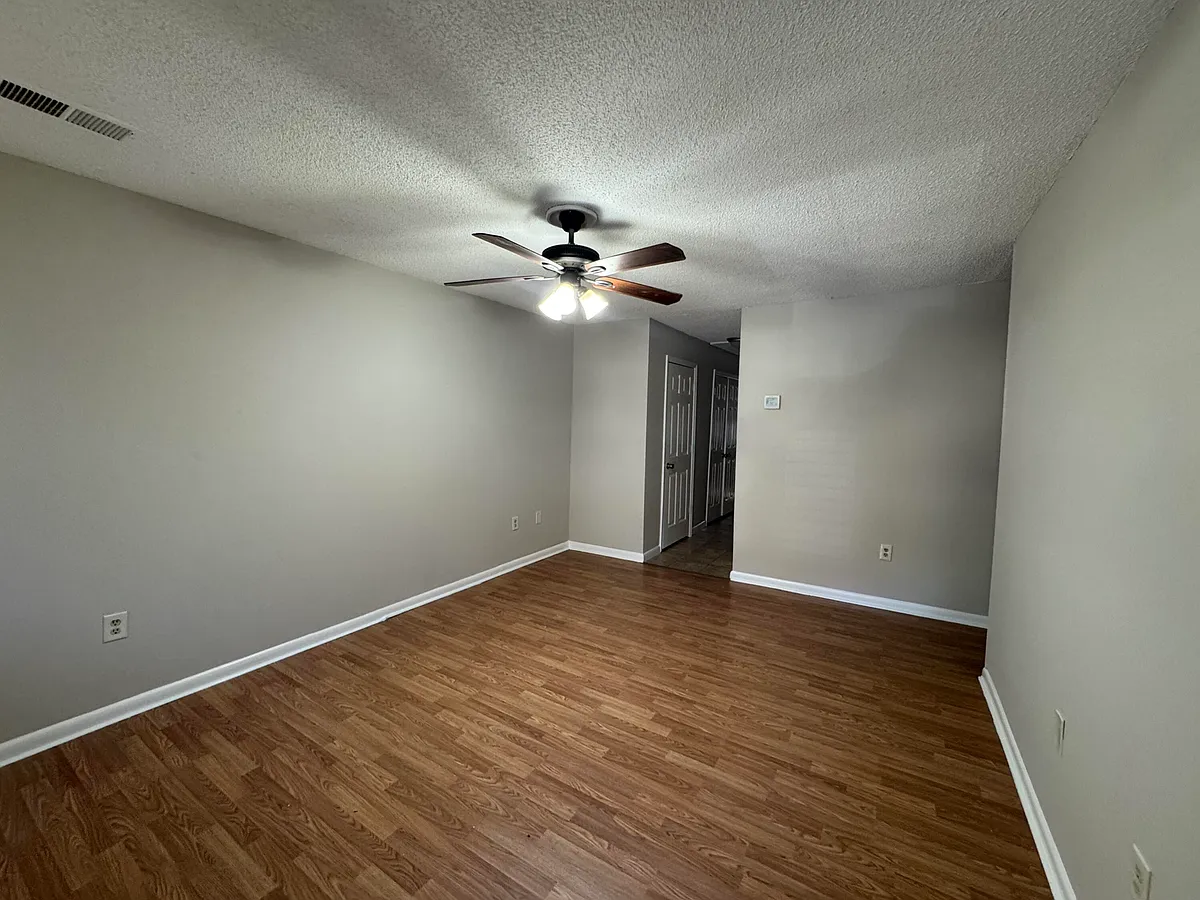 Building Photo - 7911 Angel Ct
