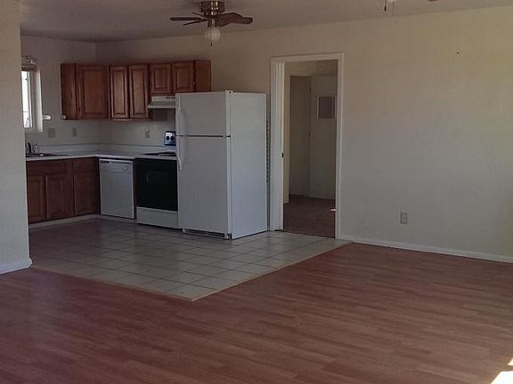 Living/Kitchen