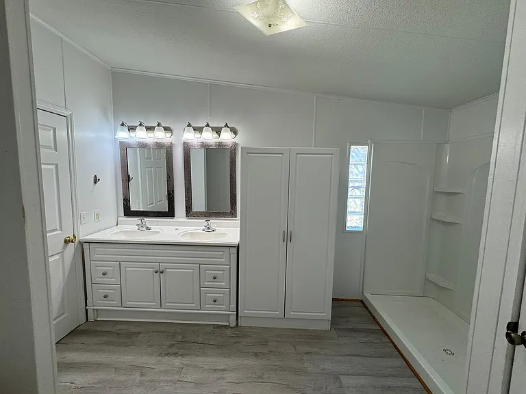 Masterbath