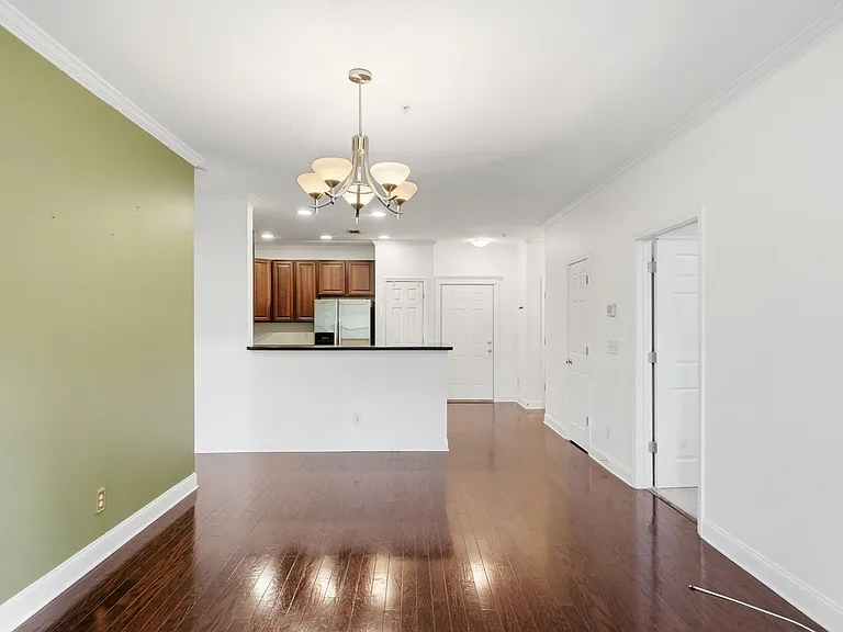1000 E Woodlawn Rd #216 — Photo 17