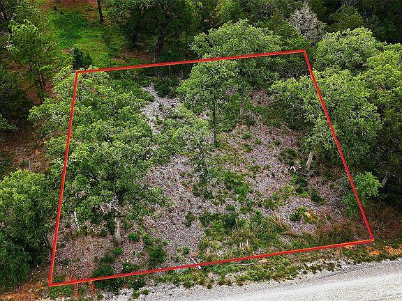 2nd image of 200 Cheyenne Dr