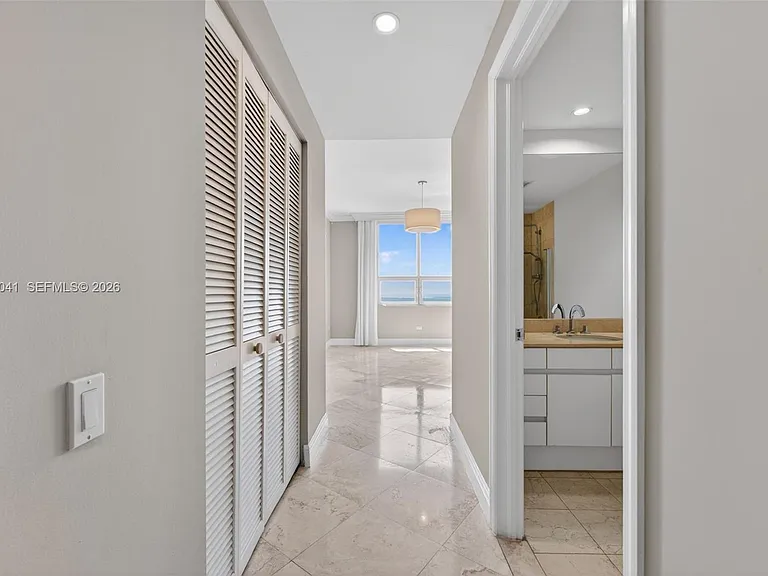 808 Brickell Key Dr #3304 — Photo 36