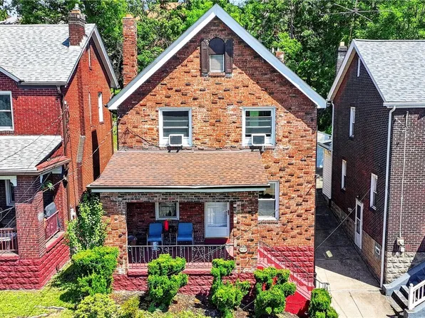 5735 Pocusset St, Pittsburgh, PA 15217