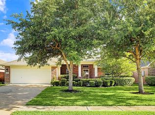2634 Chinaberry Park Ln, League City, TX 77573