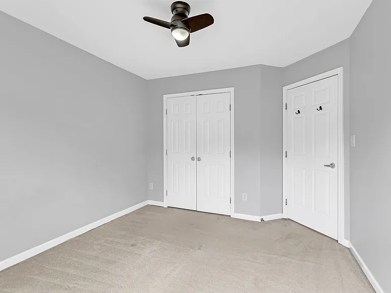 6880 Ridge Water Ct — Photo 11