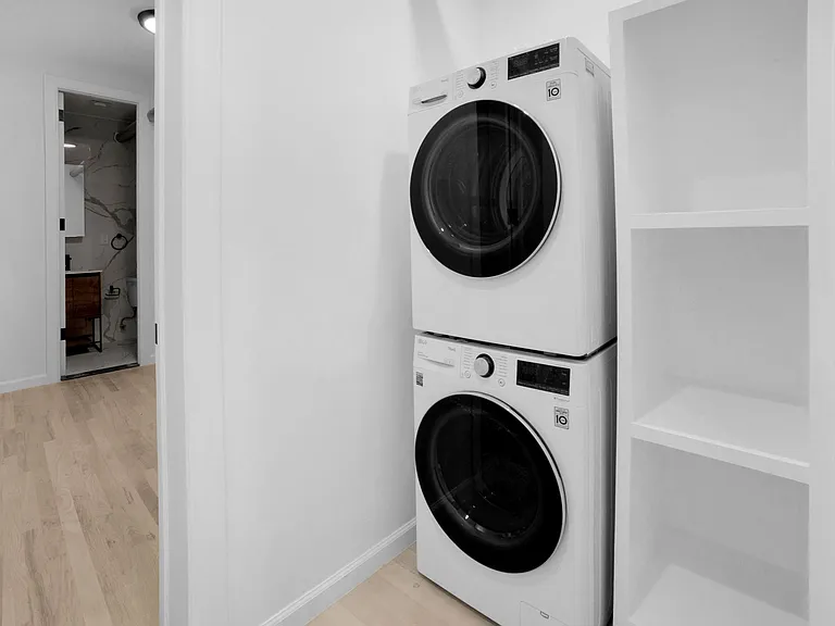 317 W 99th St #1D — Photo 10