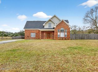 17161 Fenton Dedeaux Rd, Kiln, MS 39556