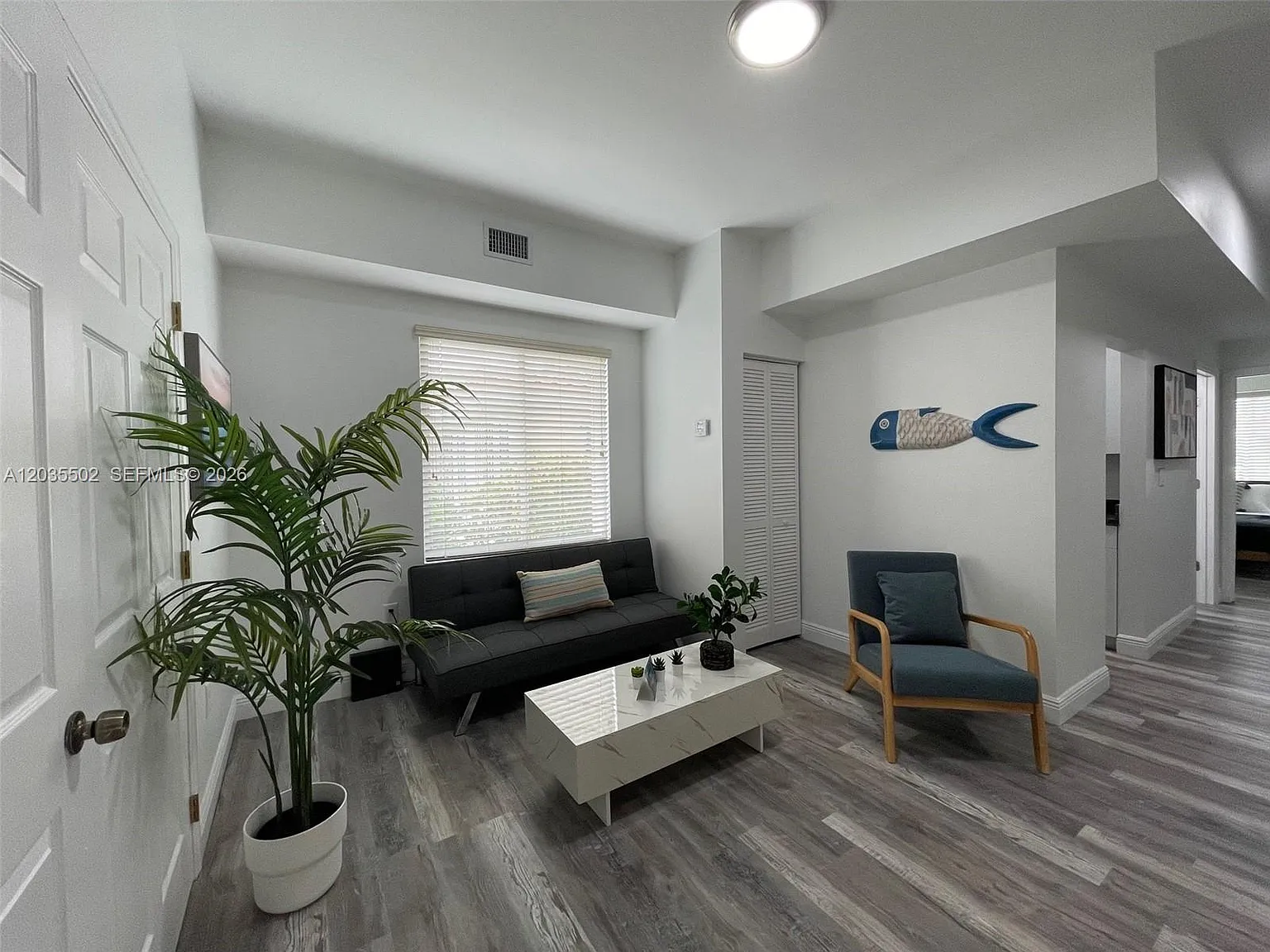 Coral Gables Flagler Stre — Photo 1