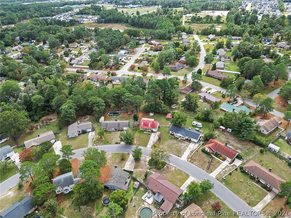1st image of 2079 Birchcreft Dr