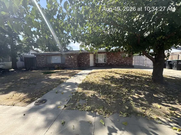 2245 W Harvard Ave, Visalia, CA 93277