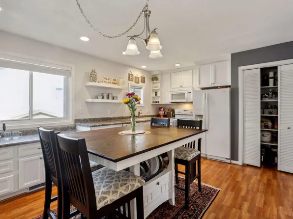 4121 Oxford St N, Shoreview, MN 55126