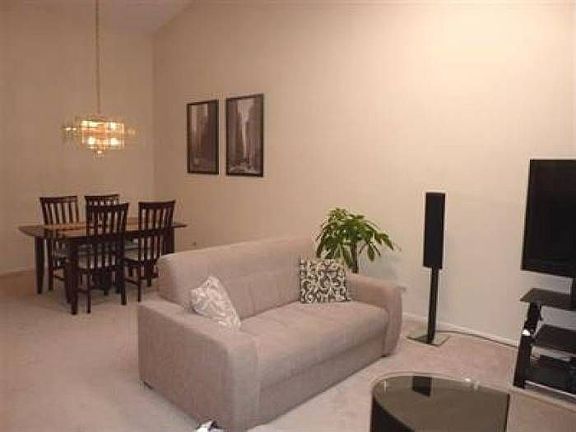 Living Room/Dining Room