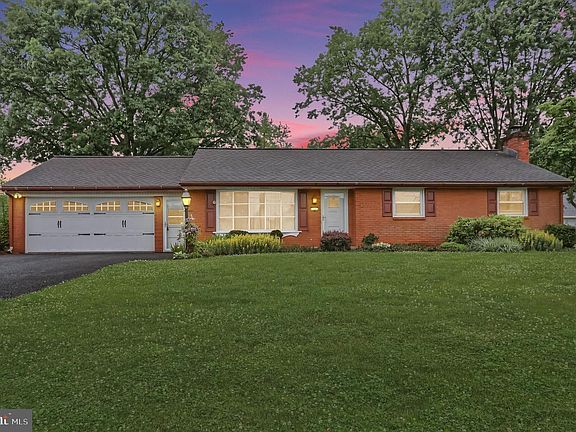 2nd image of 2040 Miller Rd
